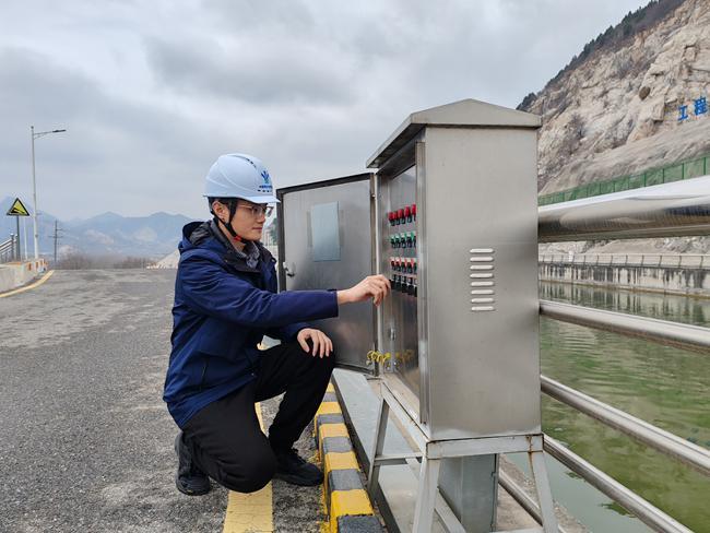  新春走基层丨守渠人24小时在岗，守护一泓清水永续北上 新闻 新春走基层丨守渠人24小时在岗，守护一泓清水永续北上 新闻 新春走基层丨守渠人24小时在岗，守护一泓清水永续北上 新闻