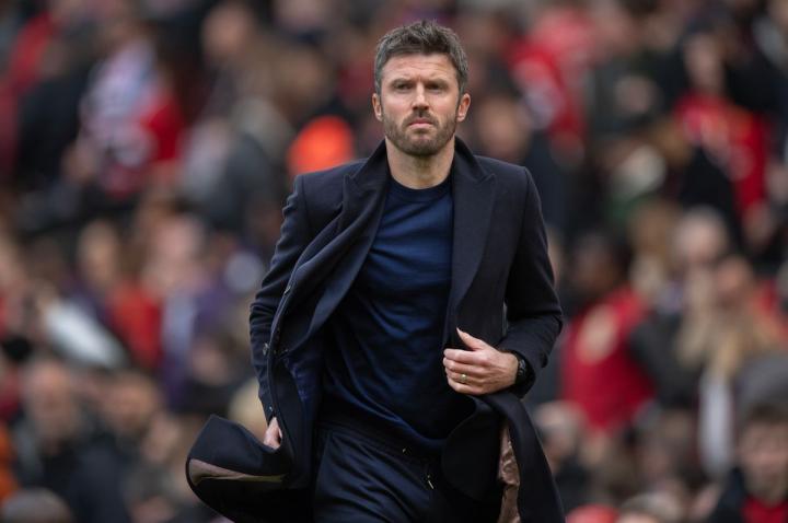  曼晚：卡里克成为曼联正式主帅候选名单上的首选 新闻