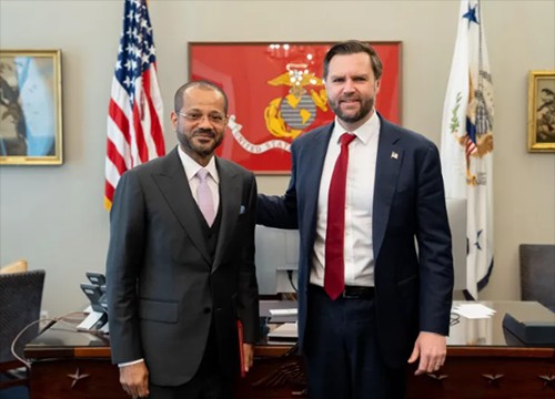  特朗普中东新布局，代理打击开启连锁反应；伊朗顽强回击，核谈突破成泡影 新闻 特朗普中东新布局，代理打击开启连锁反应；伊朗顽强回击，核谈突破成泡影 新闻 特朗普中东新布局，代理打击开启连锁反应；伊朗顽强回击，核谈突破成泡影 新闻