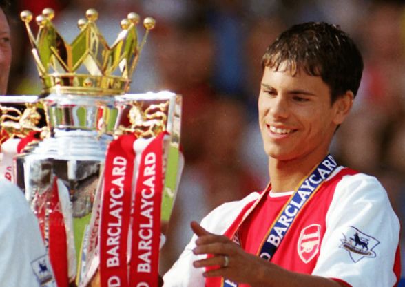 定位球战术风靡英超,阿利亚迭雷看好阿森纳夺冠前景。 体育新闻 定位球战术风靡英超,阿利亚迭雷看好阿森纳夺冠前景。 体育新闻 定位球战术风靡英超,阿利亚迭雷看好阿森纳夺冠前景。 体育新闻