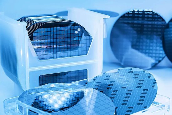 鑫华科技冲击科创板,马年首单光环下潜藏财务隐忧。 IT技术