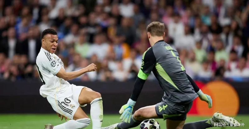 欧冠赛场之辩:竞技逻辑下的皇马失利与战术反思 体育新闻