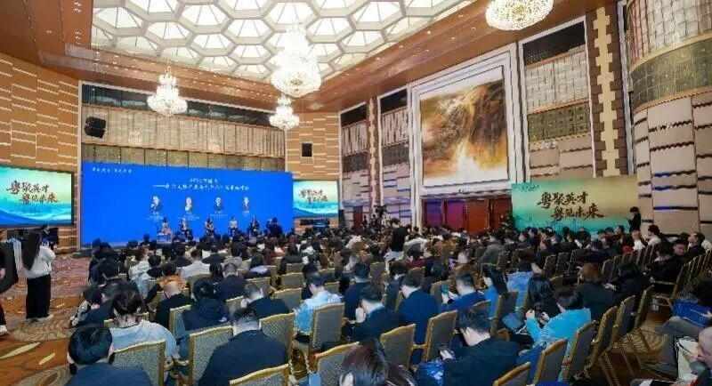  从“边陲渔村”到“人才磁极”：深圳进京抢人的深层逻辑与城市博弈 新闻