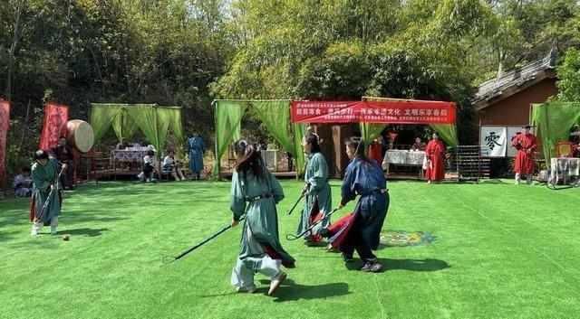 技术拆解:唐代步打球如何从宫廷走向民间——一项非遗运动的平民化转型机制 文化旅游