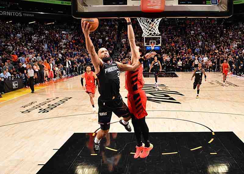  数据复盘：狄龙·布鲁克斯攻防效率深度解析，太阳体系困局与突围路径 体育新闻