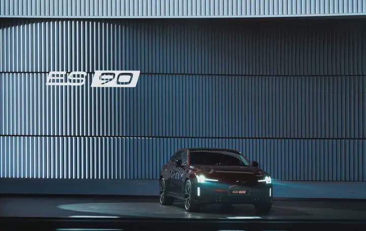  【技术深度】99年安全积淀如何重塑豪华纯电市场格局 汽车科技